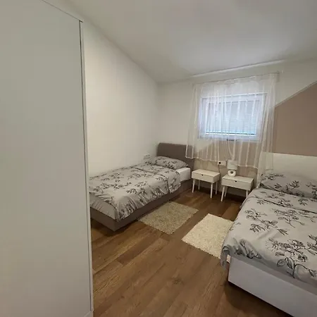 Apartman Lorna Turanj Extérieur photo